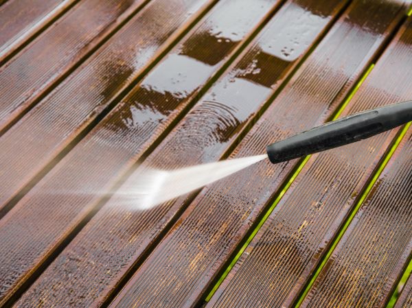 Deck Pressure Washing in Wilmington
