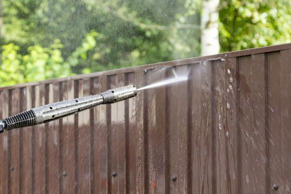 Vinyl Fence Cleaning in Wilmington